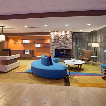 Fairfield Inn & Suites By Marriott Burlington Bagian luar foto
